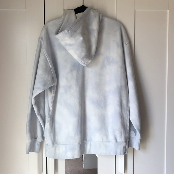NWT Aritzia Limited Edition TNA Cozy BF Zip-Up in Plein Air/Tonal - Picture 7 of 7